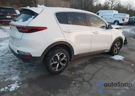 2020 Kia Sportage Lx z USA, uszkodzony, nr VIN KNDPMCAC1L7838675